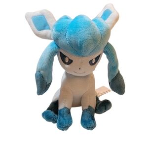 2021 Glaceon Pokémon Plush Toy Official Pokemon Center Sitting Cuties